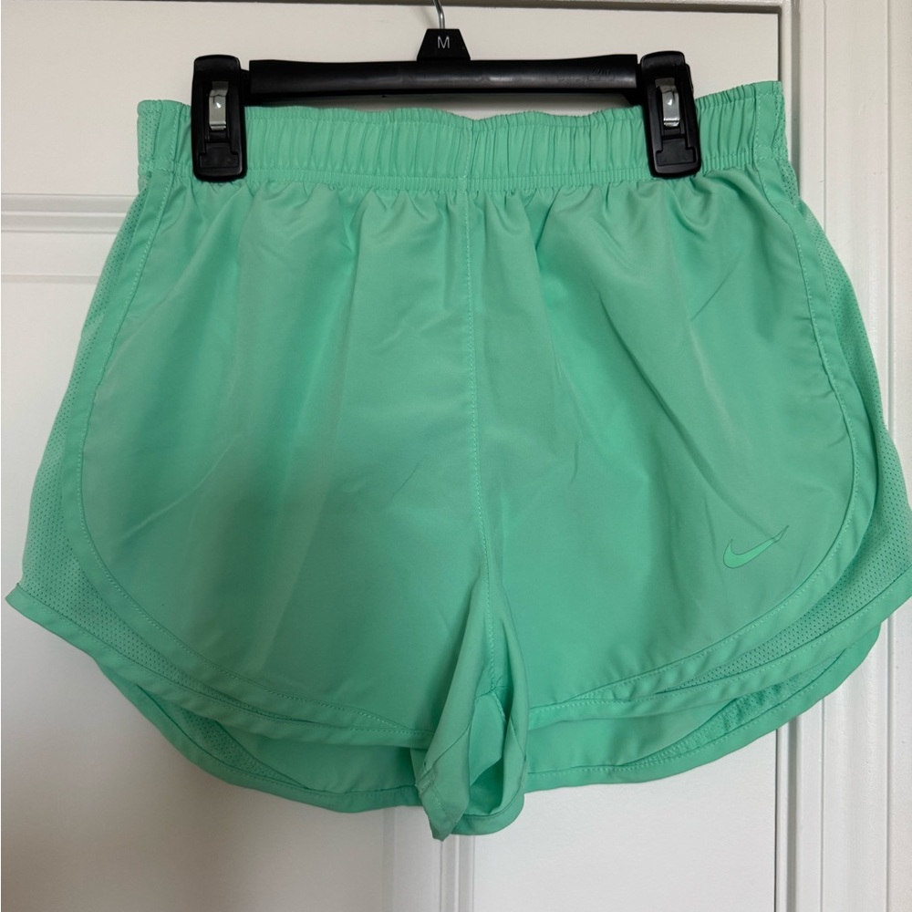 Nike Green Dri Fit Shorts Lightweight Elastic Waist